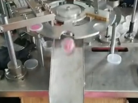 Clay automatic filling and capping machine