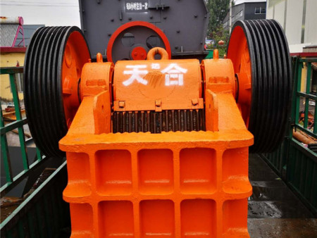 移動破碎水洗設(shè)備