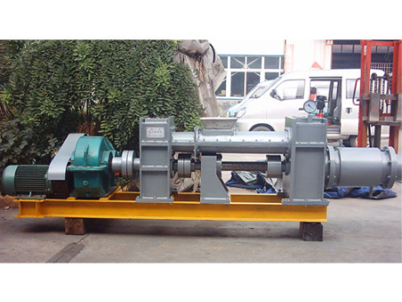 TC220三轴真空练泥机