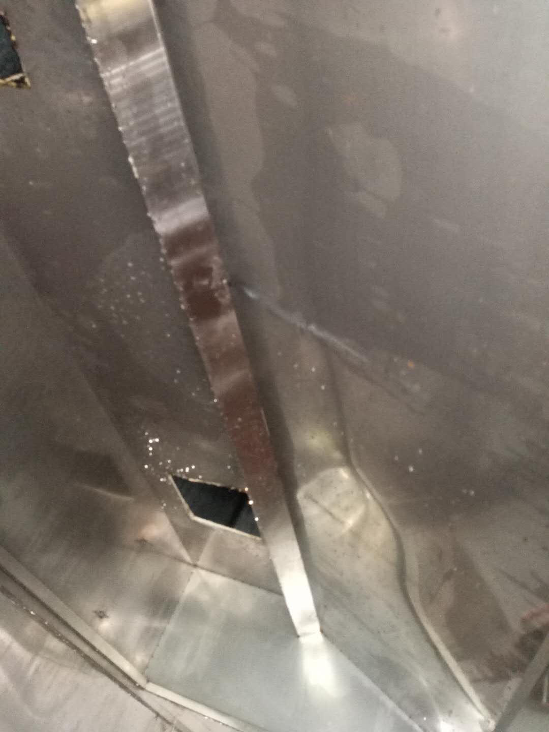 某某空軍部隊廚房油煙清洗