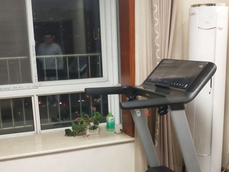 长安路五号街坊五号楼跑步机安装