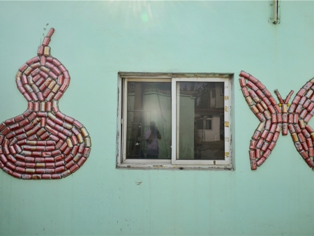 【外墻裝飾】廢棄飲料瓶設(shè)計制作