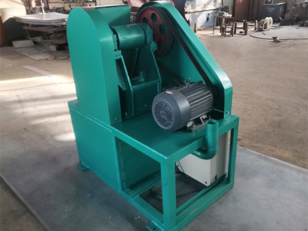 EP-200x150B型顎式破碎機(jī) EP-200x150B型顎式破碎機(jī)