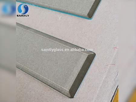 臺(tái)階玻璃價(jià)格