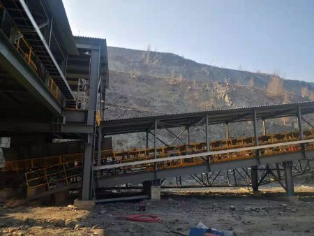 鞍钢矿业公司弓长岭露天矿现场