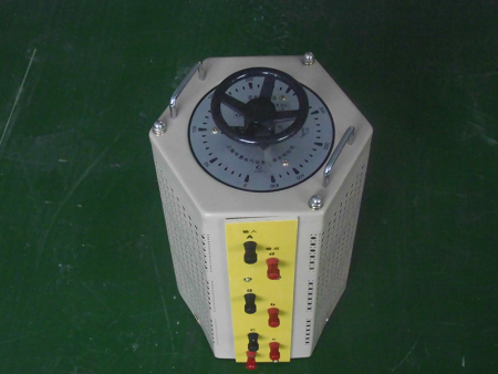 TSGC2J三相自耦接觸式調壓器