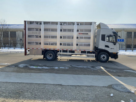 CGS5180CCQ畜禽运输车系列  