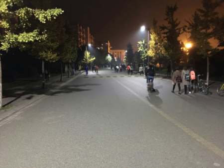 西南石油大學路燈節(jié)能改造項目順利通過驗收