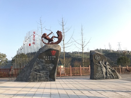 夢里巴國不銹鋼雕塑