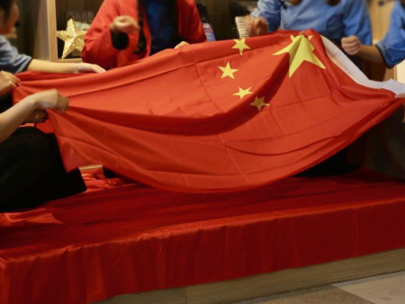 加强青少年爱国主义教育（有的放矢）