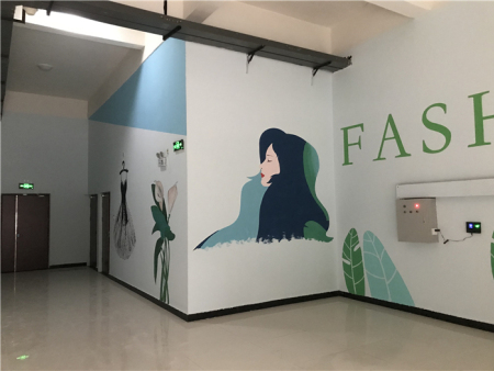 中牟县比克汉丰产业园慕佩琪服饰厂区彩绘