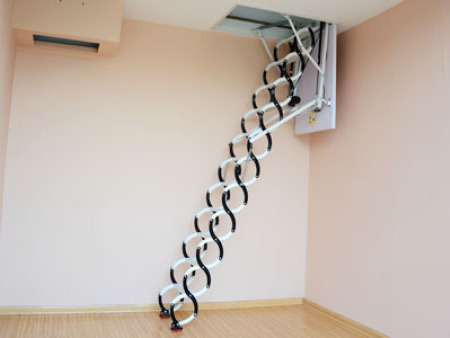 自动型伸缩楼梯安装对材料有怎样的要求？