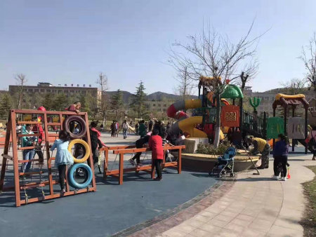 温泉好人广场工程