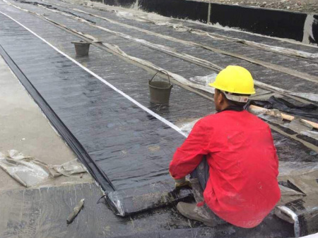 防水卷材施工