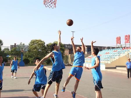 秋季运动会-蓝球赛集团VS宝发二支部