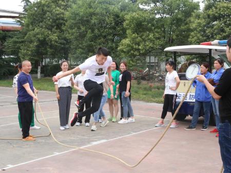 秋季运动会-跳绳比赛掠影