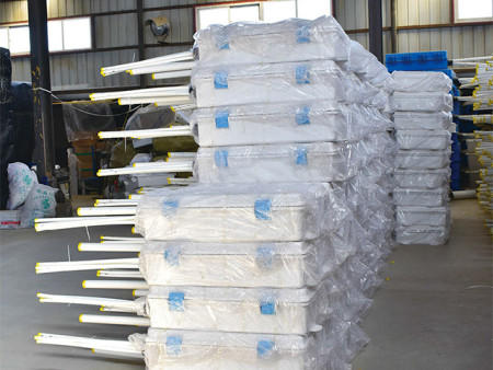 盘锦鹤起保温设备公司