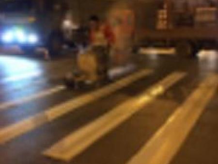 信阳马路划线1