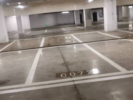 武汉停车场划线