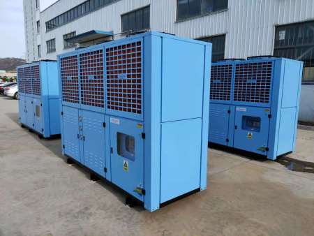 30P双层风冷壳管式冷水机(1) 30P双层风冷壳管式冷水机(1)