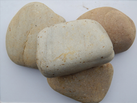 鵝卵石2-4cm