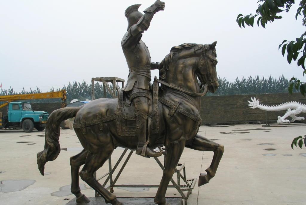 重慶鑄銅雕塑和重慶鍛銅雕塑有什么區別？