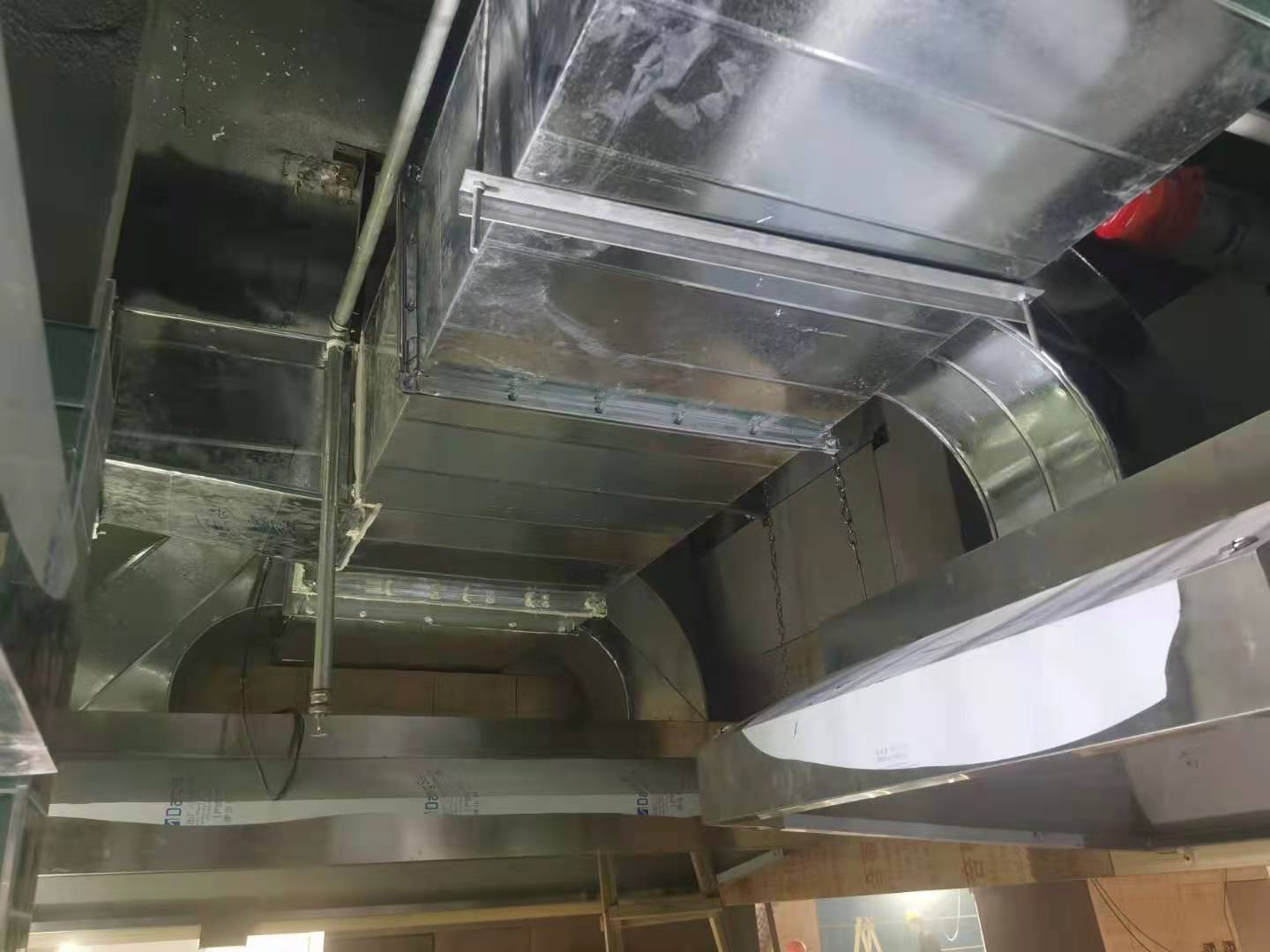 餐飲酒店排煙管道安裝改造西安鑫山明環保