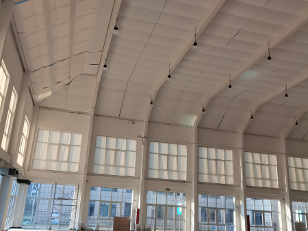 青岛篮球俱乐部1300平方釆光顶遮阳帘