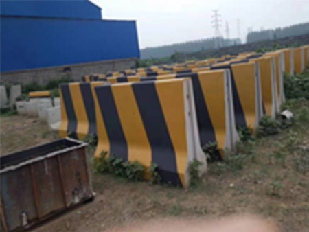 预制检查井、化粪池及各类小型构件