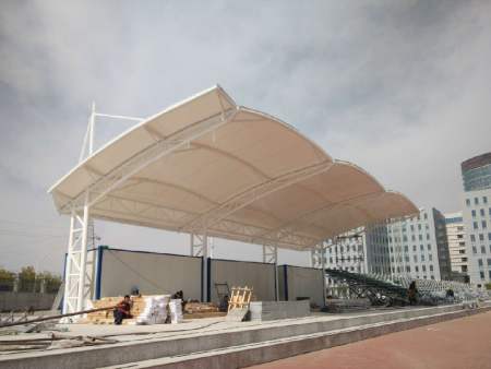 烏魯木齊一中主席臺膜結(jié)構(gòu)工程