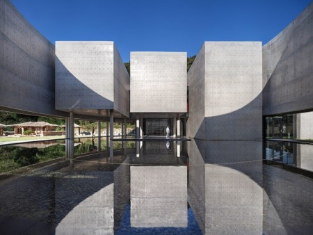 异形清水混凝土