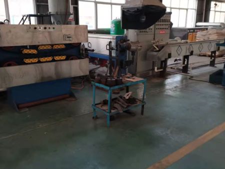 华中线缆护套生产牵引线