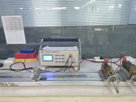 華中線纜有限公司電阻實驗設備，電橋