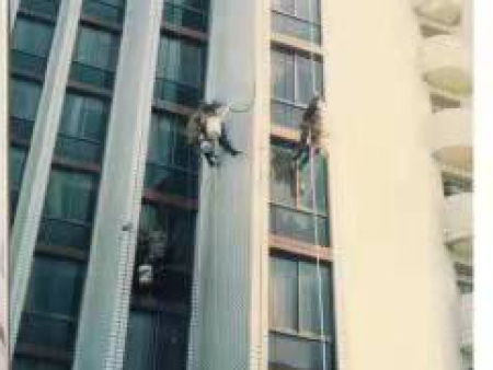 西安东方大酒店外墙清洗