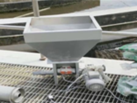 氧化溝投加無(wú)機(jī)除磷劑