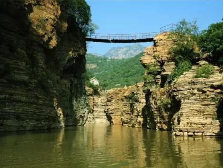 林州太行大峡谷、王相岩、红旗渠、络丝潭、桃花谷风景观赏！