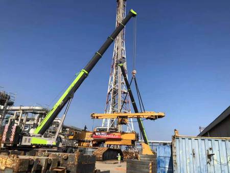 泉惠中化200T吊车 泉惠中化200T吊车