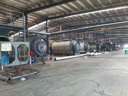 Batch cracking equipment