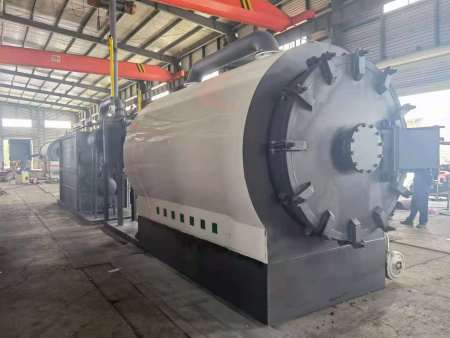 Batch cracking equipment