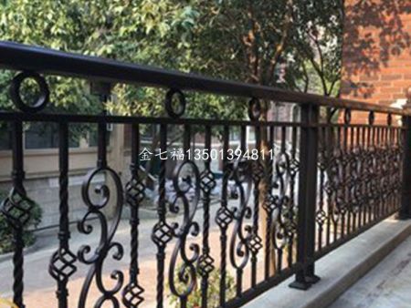 北京金七福金属制品厂告诉您铁艺栏杆安装中易出现的8大问题