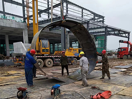 現(xiàn)場制作筒倉 