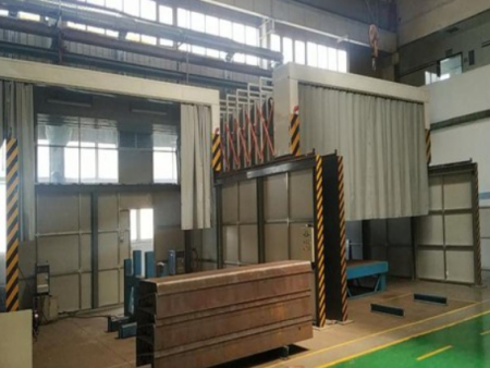 山推推土機(jī)事業(yè)部伸縮房式焊煙除塵 山推推土機(jī)事業(yè)部伸縮房式焊煙除塵