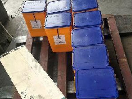 中聯(lián)吊車三聯(lián)齒輪油泵以及裝載機(jī)齒輪泵發(fā)往越南