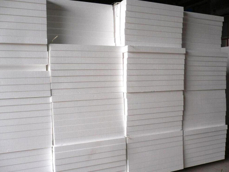 威海泡沫厂告诉你什么是热固复合聚苯乙烯泡沫保温板。