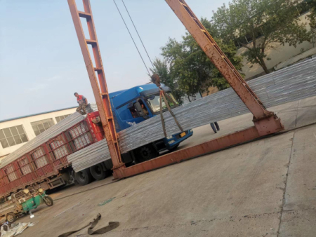 贵州6000平纹络装车