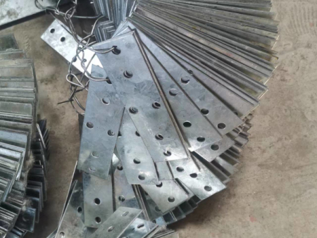 人字梁上部连接件