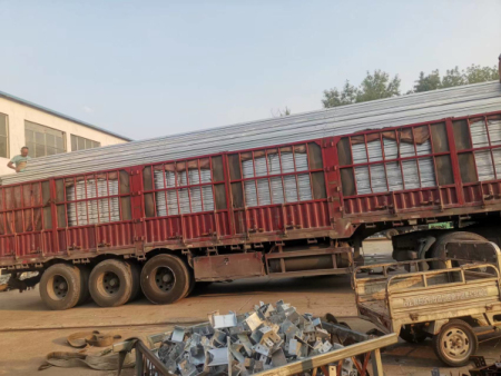 贵州6000平纹络装车