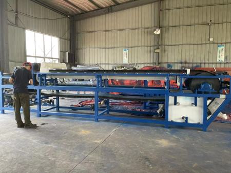 真空带式过滤机 (8)