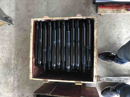 QPQ处理液压阀杆