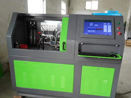 共軌泵噴油器試驗(yàn)臺(tái)